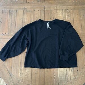 Babaton Aritzia The Group Black Pullover Size 2 Cropped Balloon Sleeve Boxy